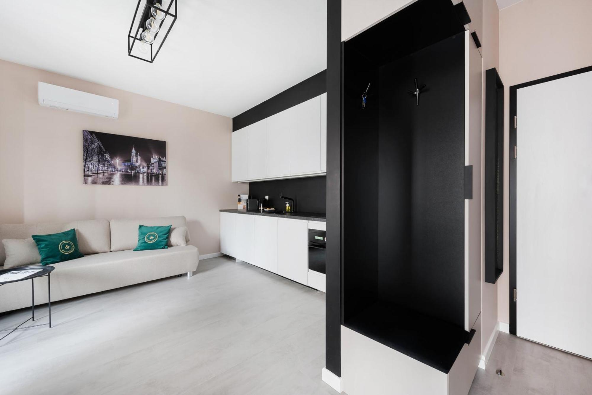 Central Apartments By Bed&Bath Krakow Exterior photo